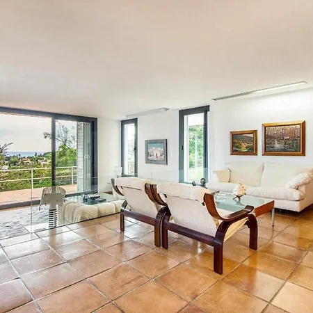 Villa Magnifica Con Vista Del Mar Mediterraneo